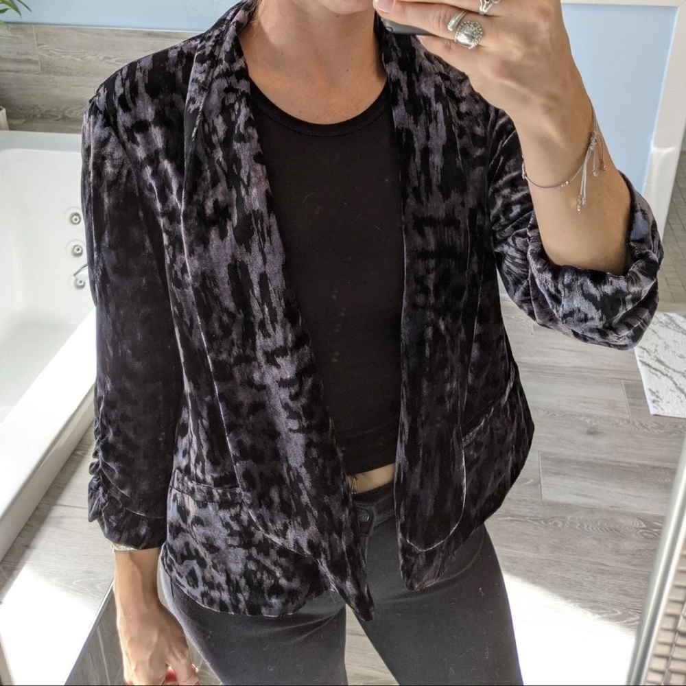 Express velvet cheetah print blazer